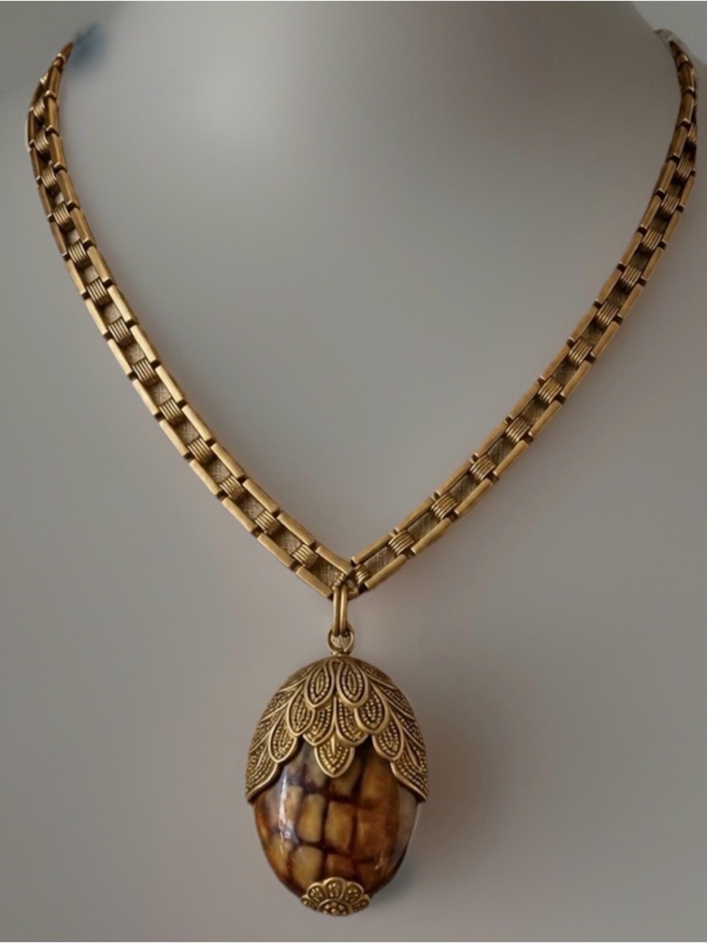 Antique Art Deco Czech Glass Acorn Book Chain Necklace
